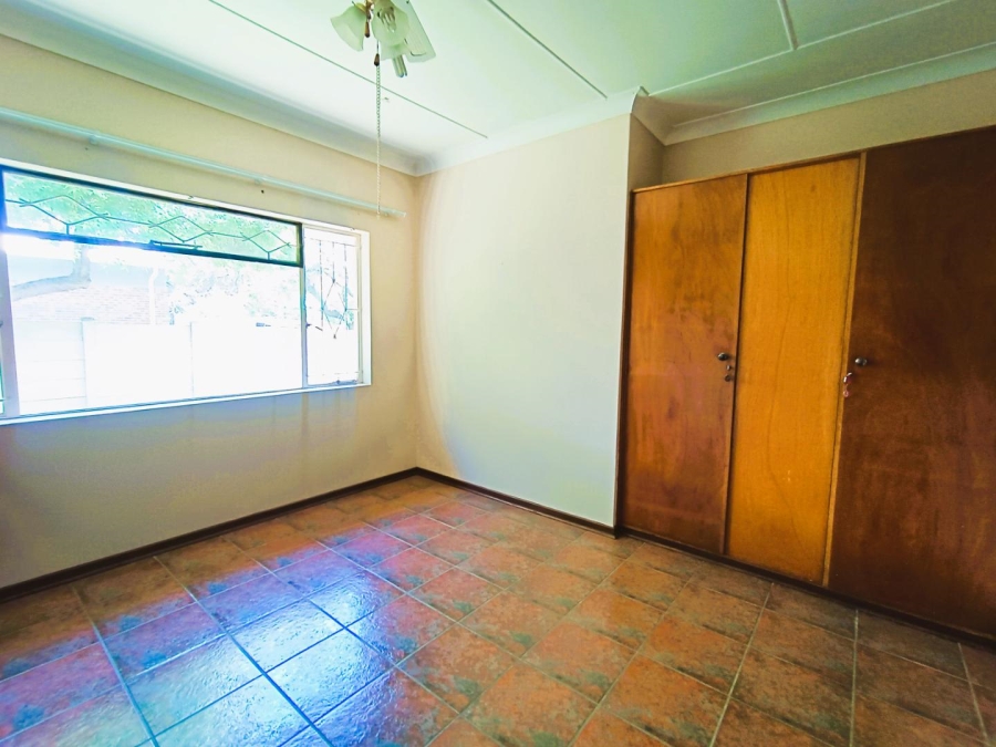 4 Bedroom Property for Sale in Kroonheuwel Free State